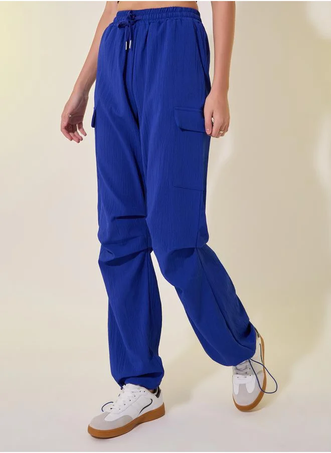 Styli Solid Mid-Rise Wide-Leg Cargo Pants with Drawstring