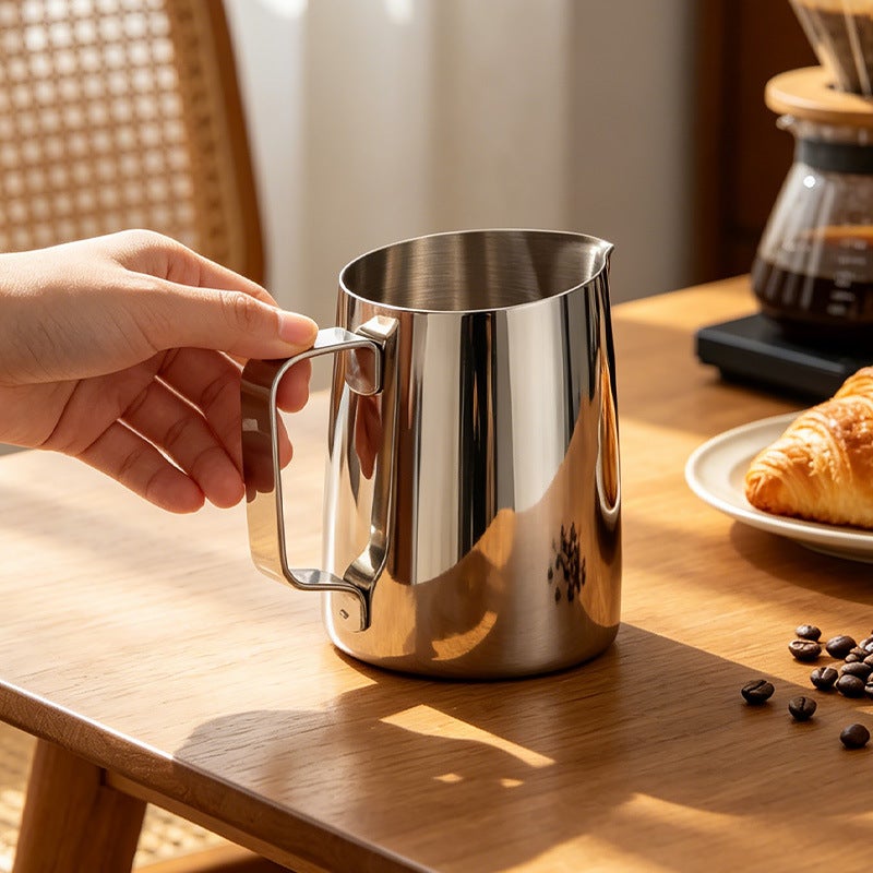 Slanted Latte Art Pitcher 304 Stainless Steel Thickened Milk Frothing Cup 600ml with Measurement Scale for Professional Coffee - Image 3
