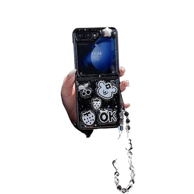 غطاء واقي | Strawberry Bear PC | نقش دب الفراولة | تشطيب راتنج | لـ Samsung Galaxy Z Flip 6 - Image 3