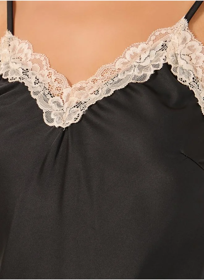 ستايلي Styli Satin Lace Trim Short Set