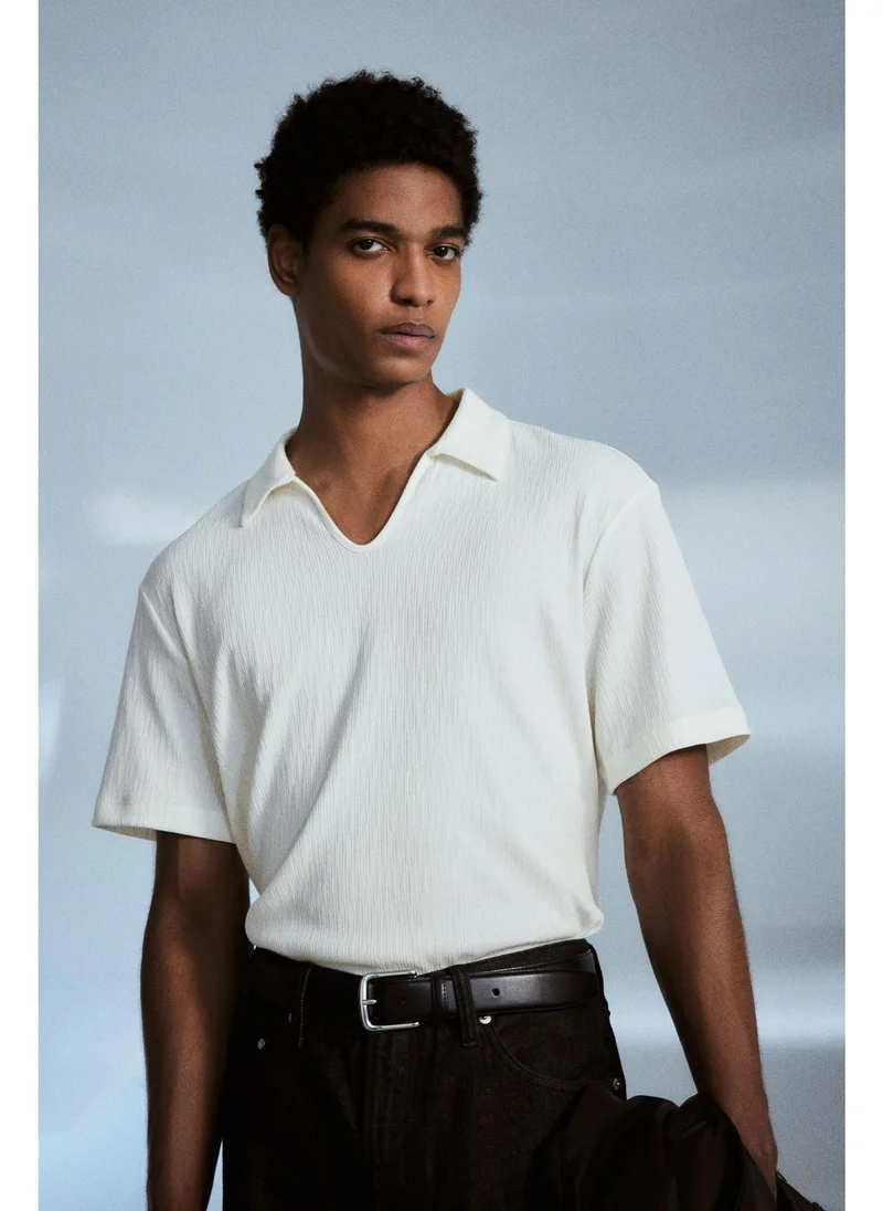 H&M Regular Fit Collared T-shirt