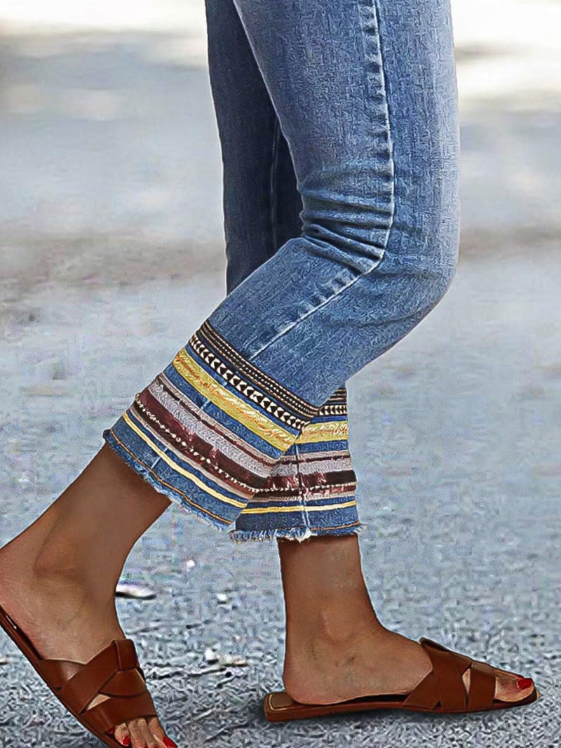 Flamingals Straight Leg Cropped Jeans for Women Trendy Mid Rise Stretchy Tribal Embroidery Raw Hem Ankle Jeans Light Blue M - Image 5
