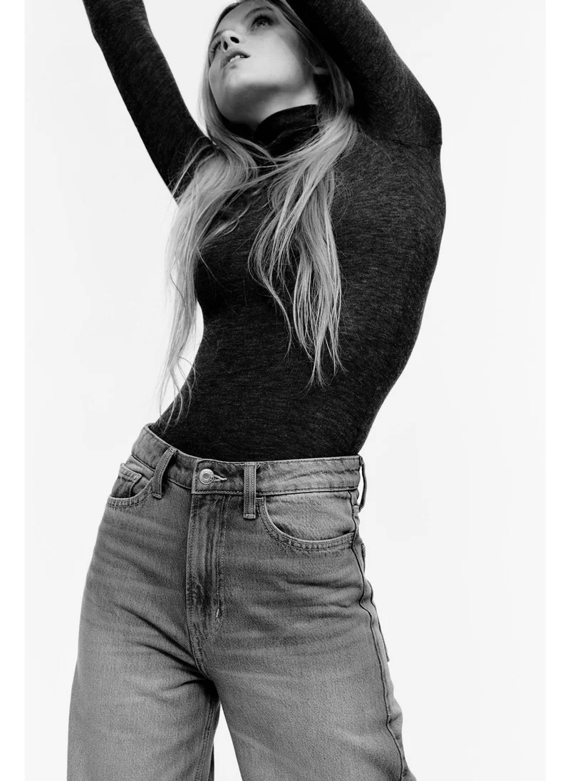 اتش اند ام Wide Ultra High Jeans
