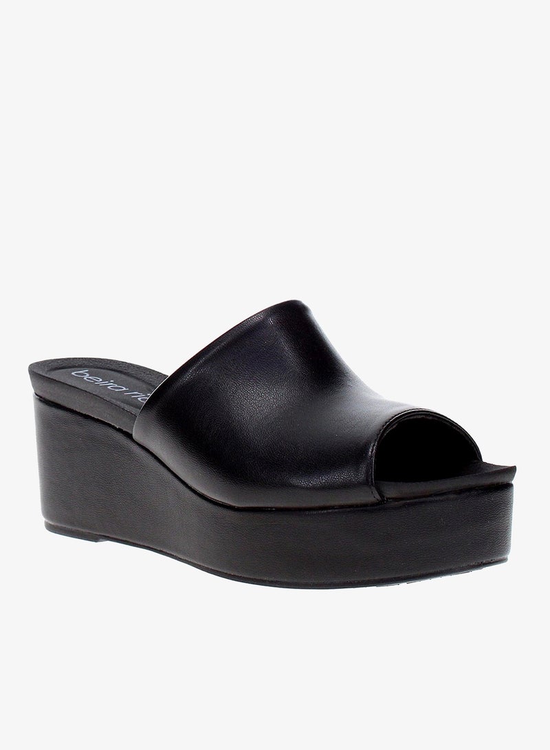 Beira Rio Comfort Sandals for Women – Lightweight & Supportive Everyday Footwear - Image 1