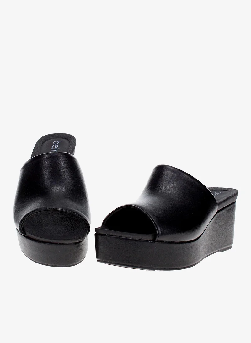 Beira Rio Black Comfort Sandals for Women – Lightweight & Supportive Everyday Footwear for Women | Best Price UAE