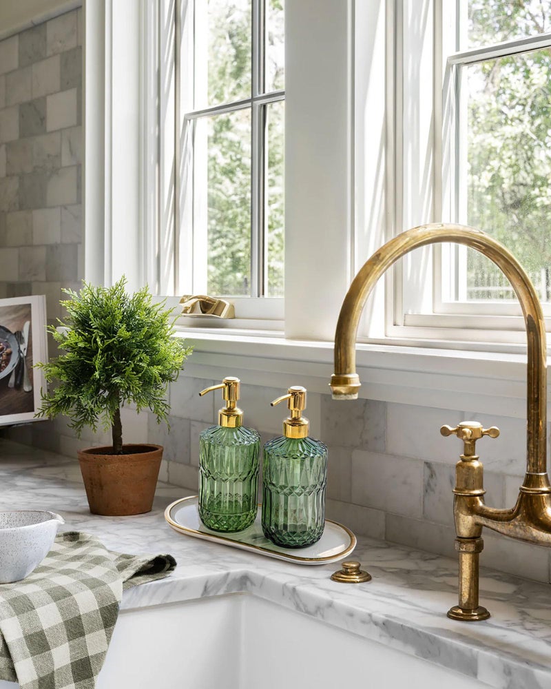 JASAI 2Pack 18Oz Green Glass Soap Dispenser with Gold Rust Proof Pump, Refillable Dish Soap Dispenser for Kitchen, Bathroom Soap Dispenser for Hand soap, Lotion, Body Wash, Dish Soap. - Image 4