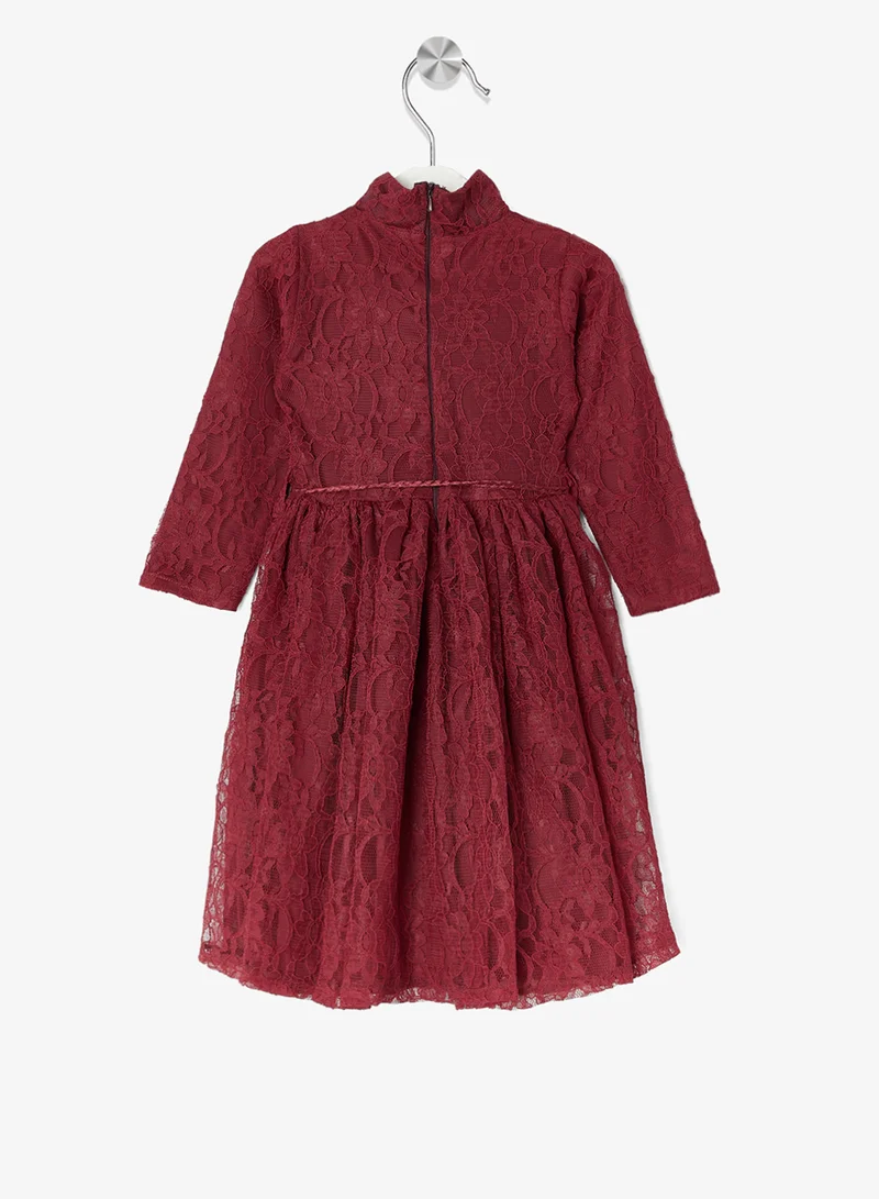 ليتل جولدن ابل فستان دانتيل بشرّابات