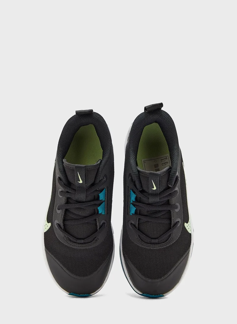 Nike Youth Omni Multi-Court Gs
