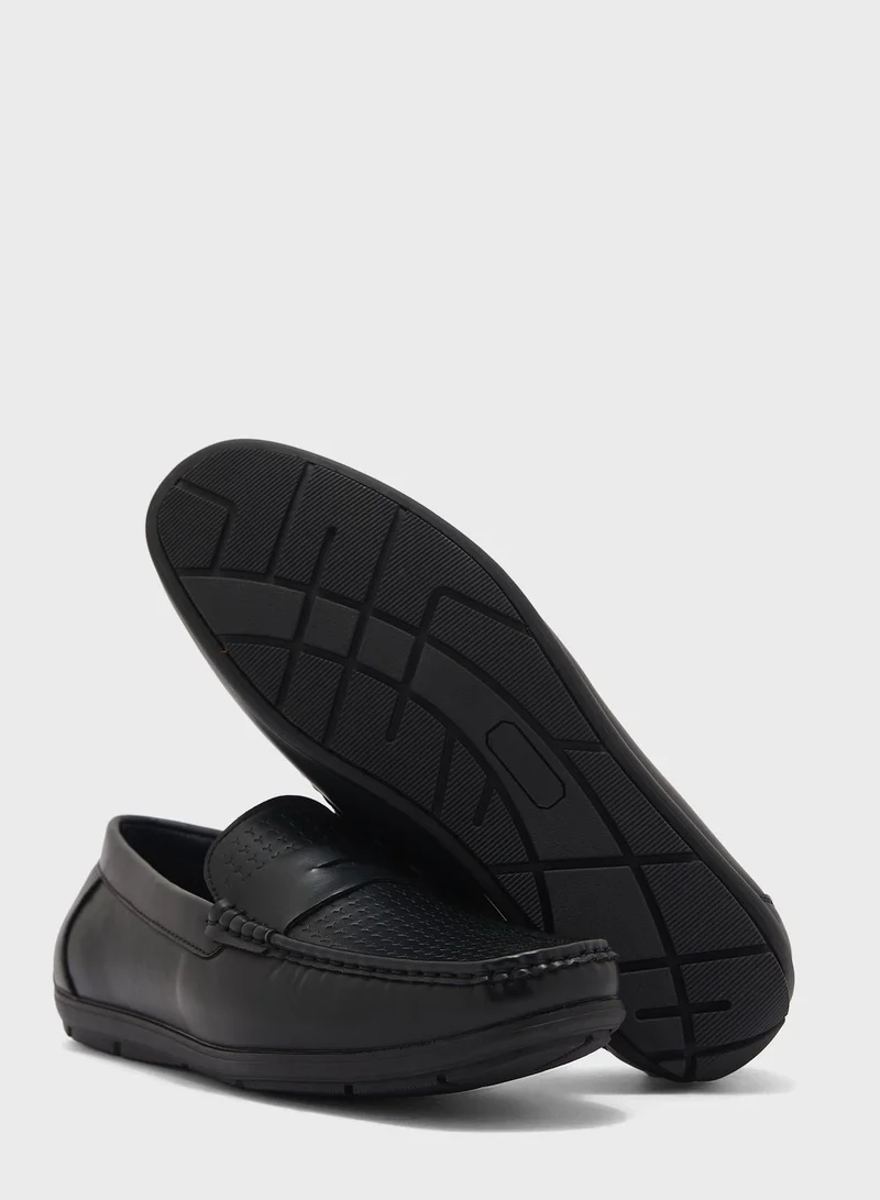 Robert Wood Apron Texture Loafers