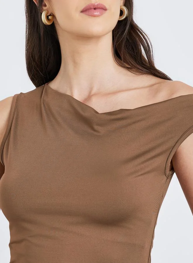 Styli Styli One Shoulder Asymmetric Hem Knit Top