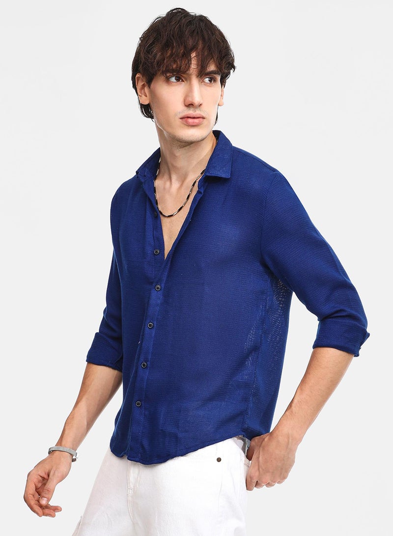 Campus Sutra Men's Indigo Blue Solid Woven Shirt  - Image 3