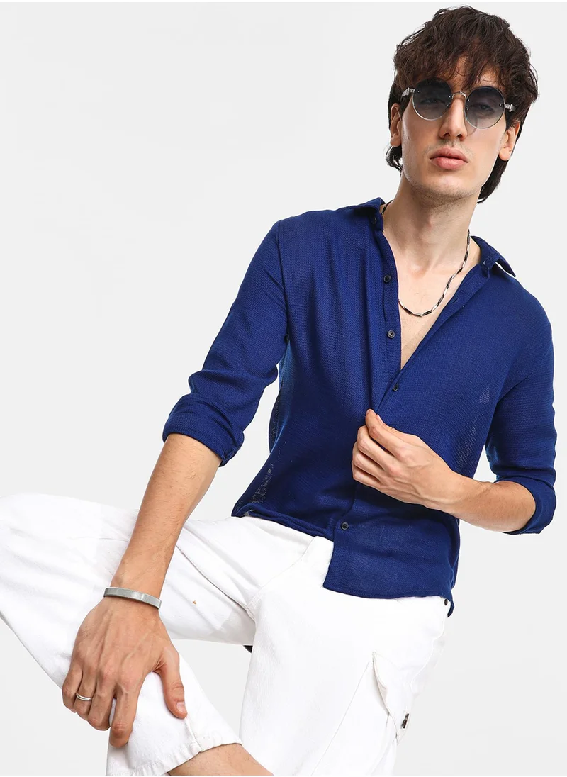 Campus Sutra Men's Indigo Blue Solid Woven Shirt