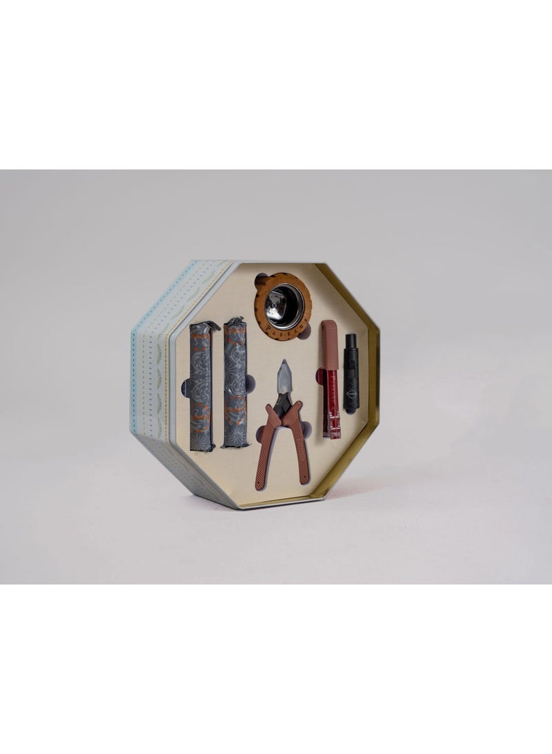 باسيدج صندوق العود التراثي من PASSAGE – مجموعة بخور متكاملة مع مبخرة، ولاعة صغيرة، ملقط وفحم - Image 2