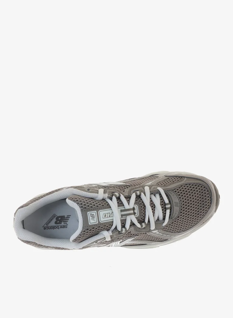 New Balance 740