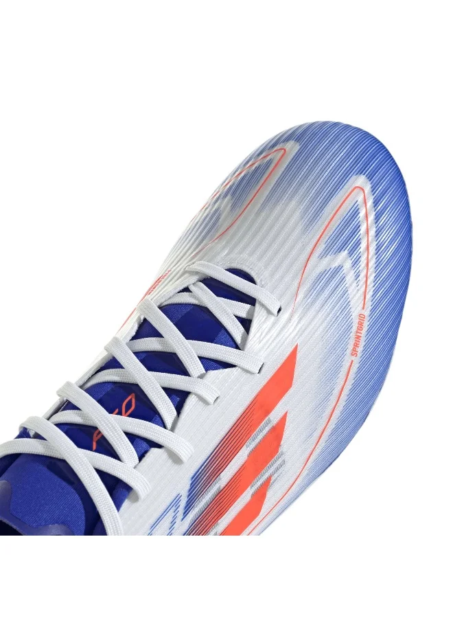 adidas أحذية كرة قدم  ليج  بيضاء مقاس .