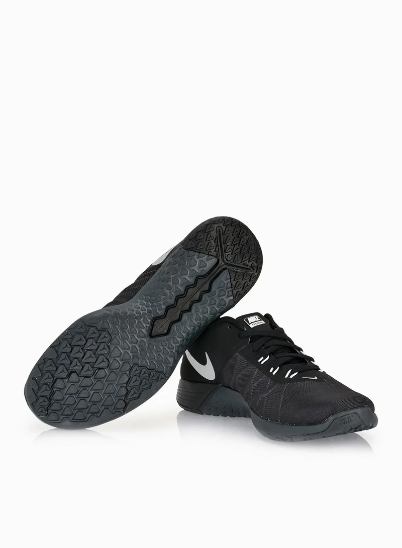 Nike FS Lite Trainer 4
