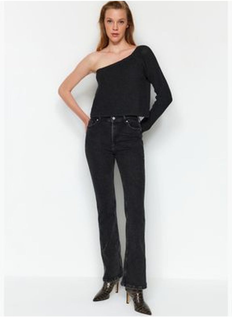 trendyol Black High Waist Flare Jeans TWOAW24JE00140  - Image 2