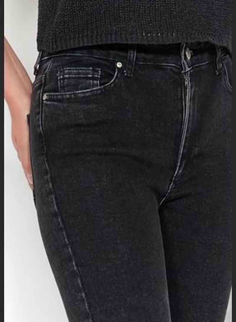 trendyol Black High Waist Flare Jeans TWOAW24JE00140