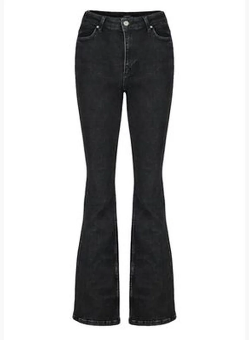 trendyol Black High Waist Flare Jeans TWOAW24JE00140