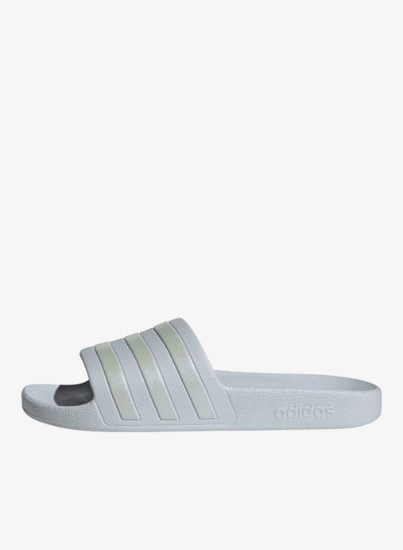 Adidas Adilette Aqua W Blue Sportswear Sandals/Slippers For Women - Image 3