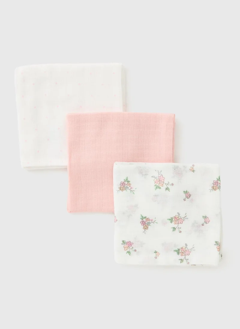 Matalan 3 Pack Baby Pink Floral Spot Muslin Cloths