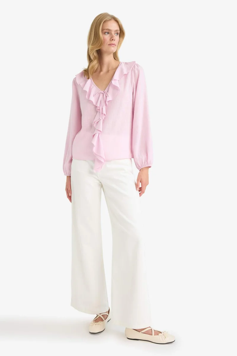 ديفاكتو Regular Fit V-Neck Flounce Cotton Blouse
