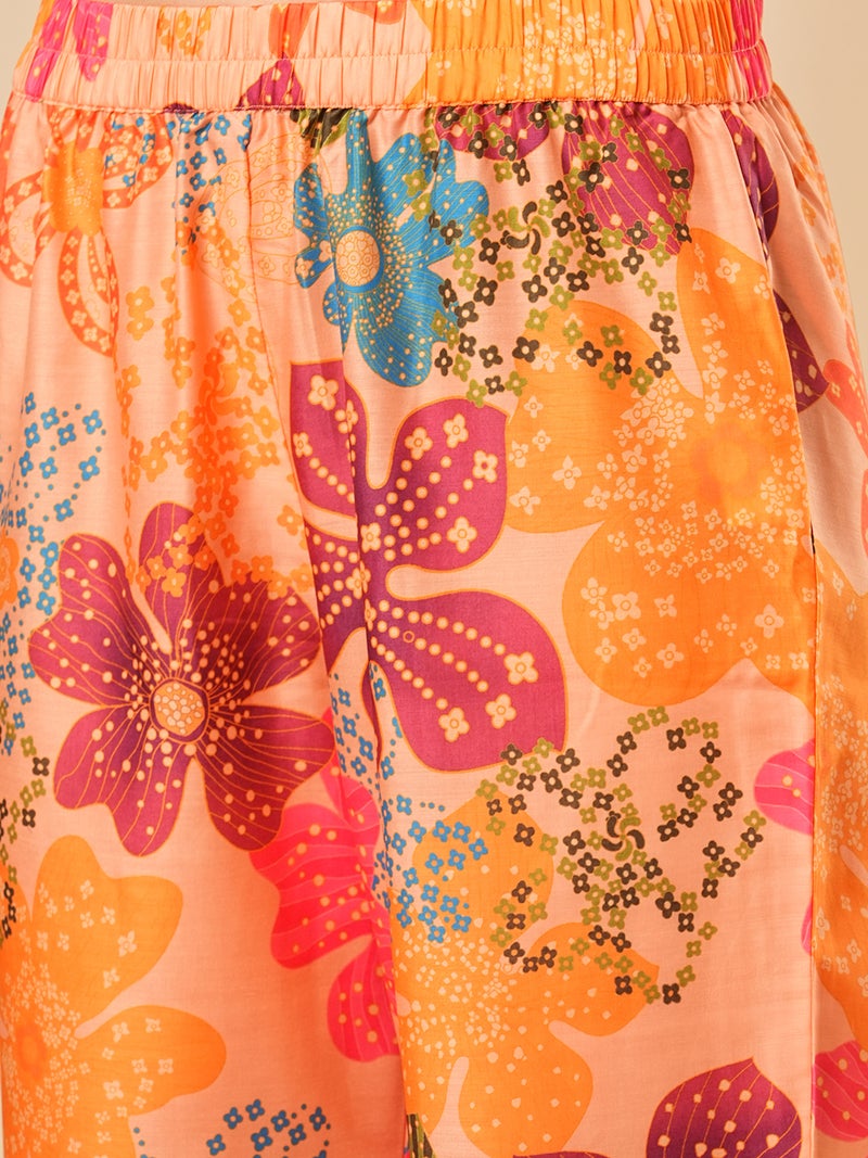globus Globus Women Floral Printed Panelled Kurta With Trousers  - Image 5