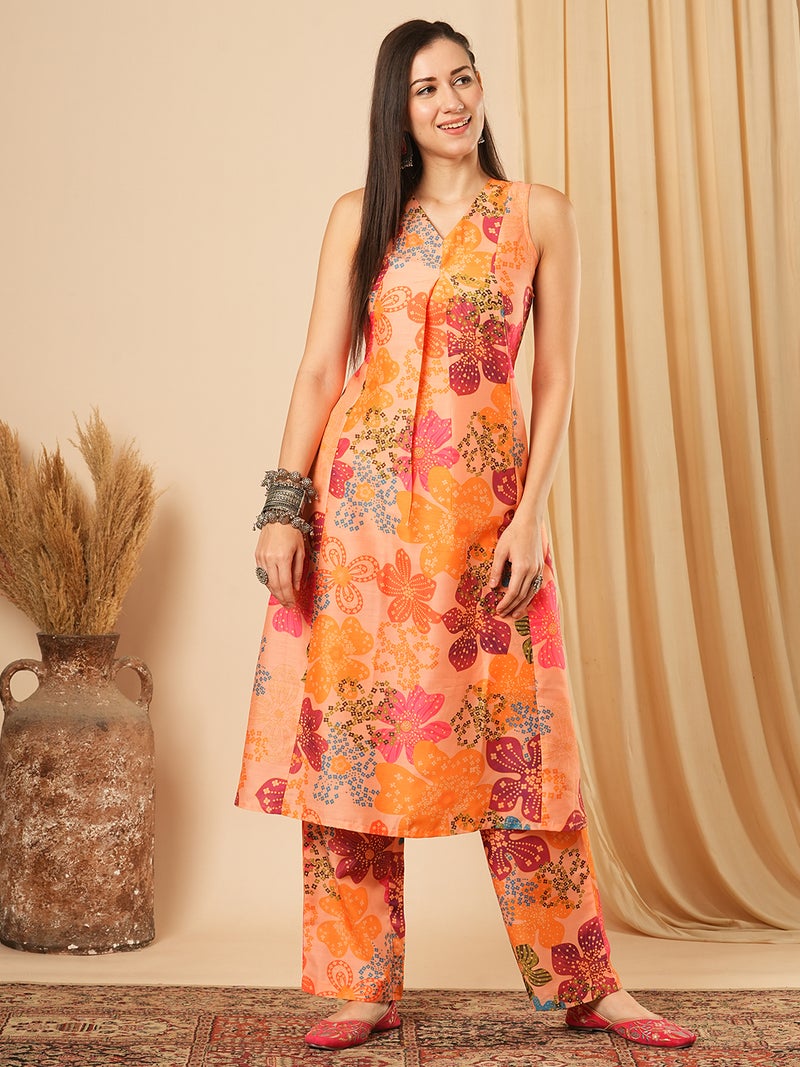 globus Globus Women Floral Printed Panelled Kurta With Trousers  - Image 1