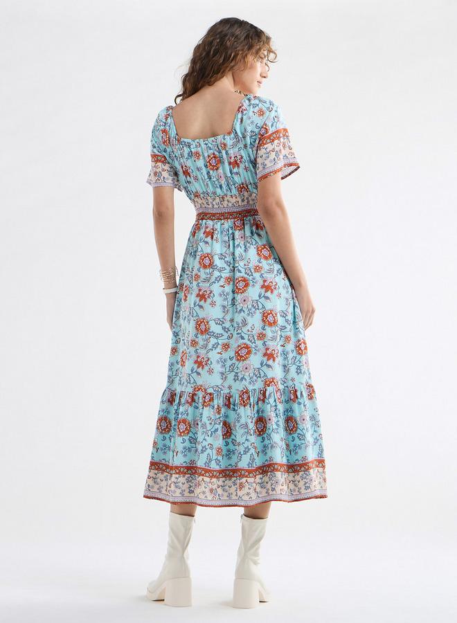 سبلاش فيڤ فستان ميدي بياقة سويت هارت وتفاصيل مفرغة وطبعات أزهار - Image 3