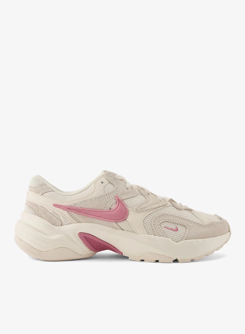 نايكي أحذية نسائية