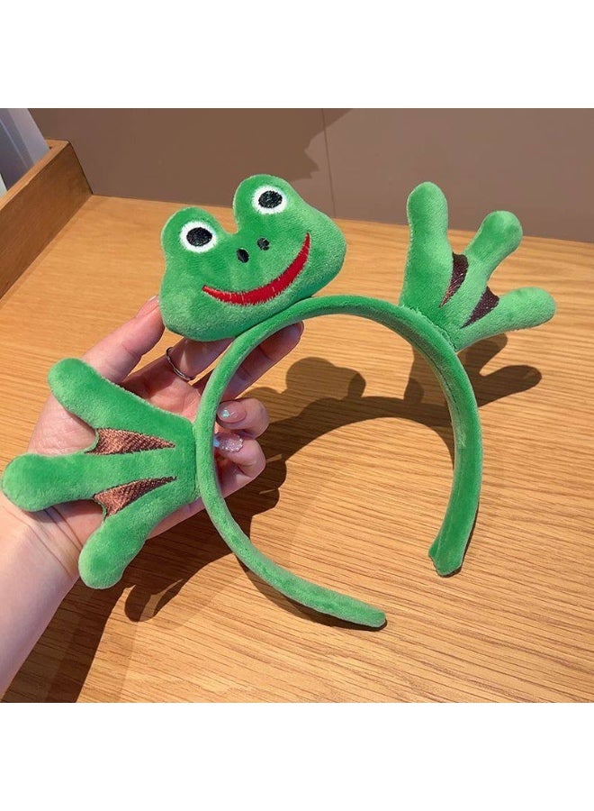 A soft plush hairband designed as a cute cartoon frog, featuring a bright green color and a smooth, velvety texture that gives a fun and unique look. The hairband is inspired by the famous character Kermit the Frog, making it perfect for photoshoots, parties, and playful outings. Suitable for girls, kids, and adults. - Image 5