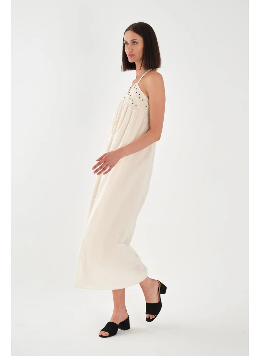 الكسندر جاردي Alexandergardi Halter Neck Embroidered Detail Maxi Dress