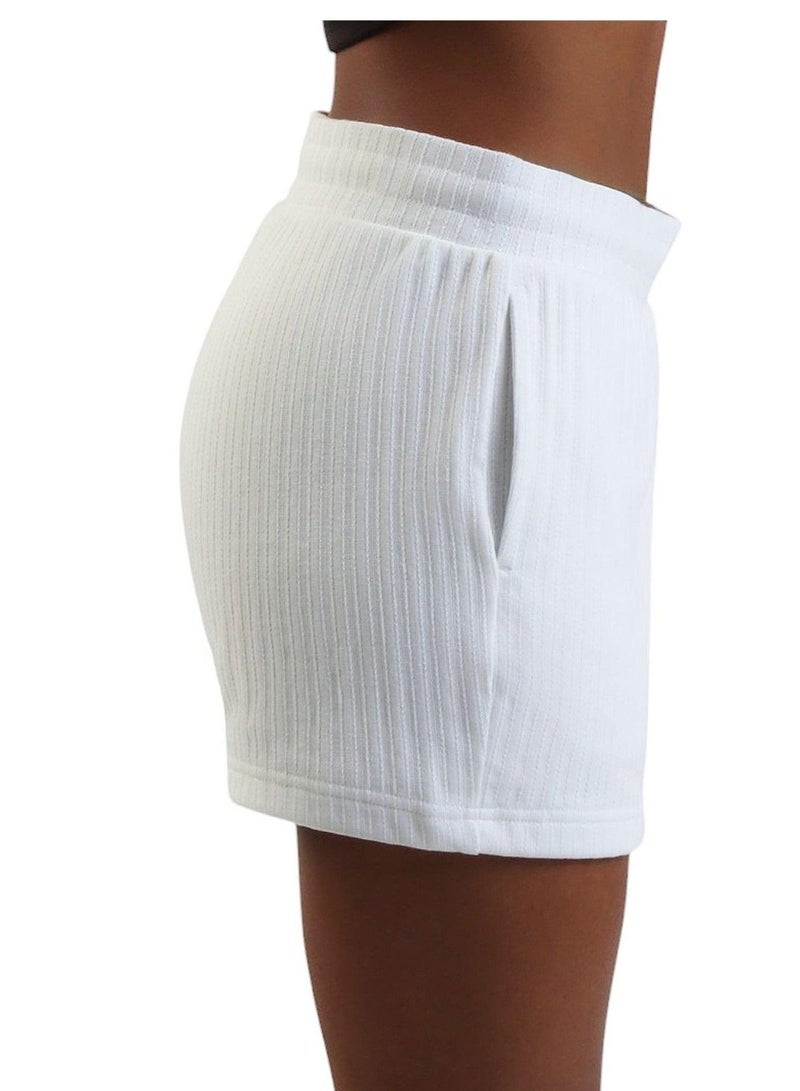 PUMA 4" Wardrobe Essential Shorts - Image 4