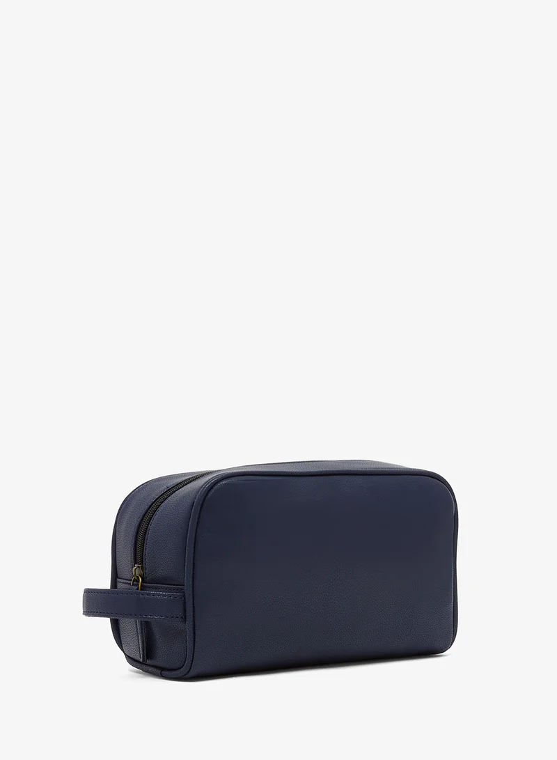 Seventy Five Spacious Storage Wash Bag