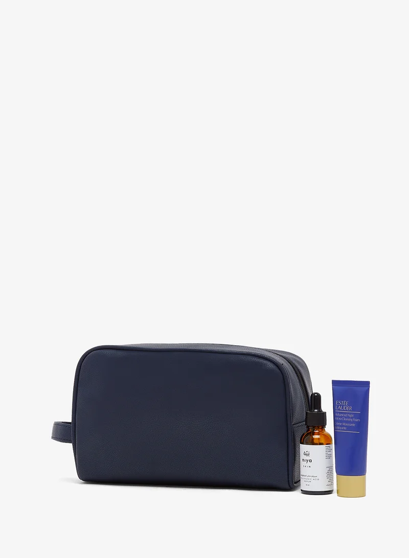 Seventy Five Spacious Storage Wash Bag