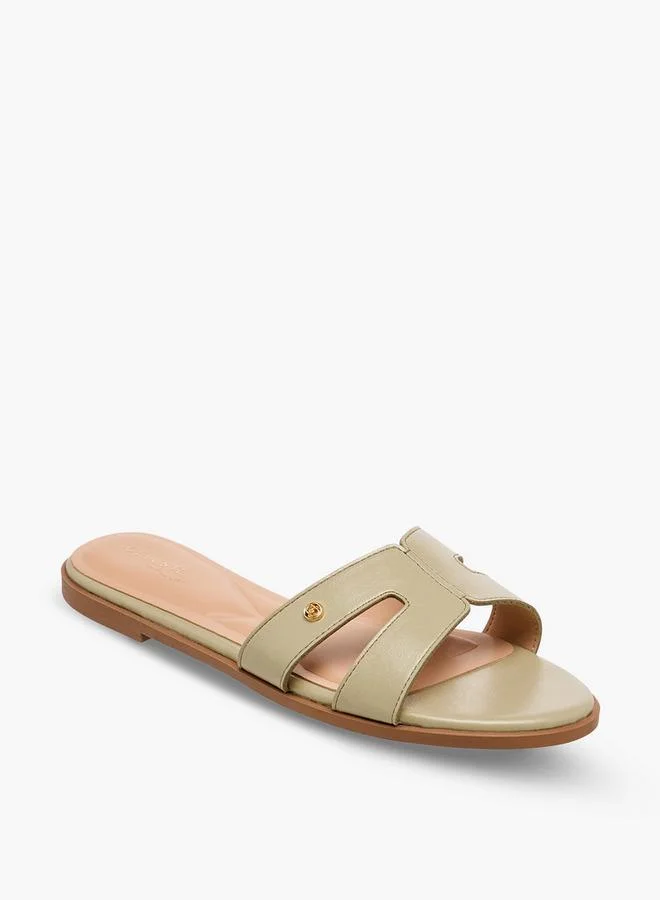 سيليست Women Cut-Out Detail Flat Sandals