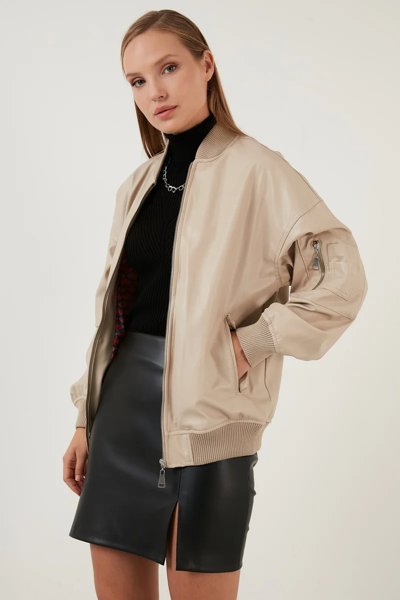 ليلا Oversize College Collar Zippered Faux Leather Coat Women's Leather Coat 6230116