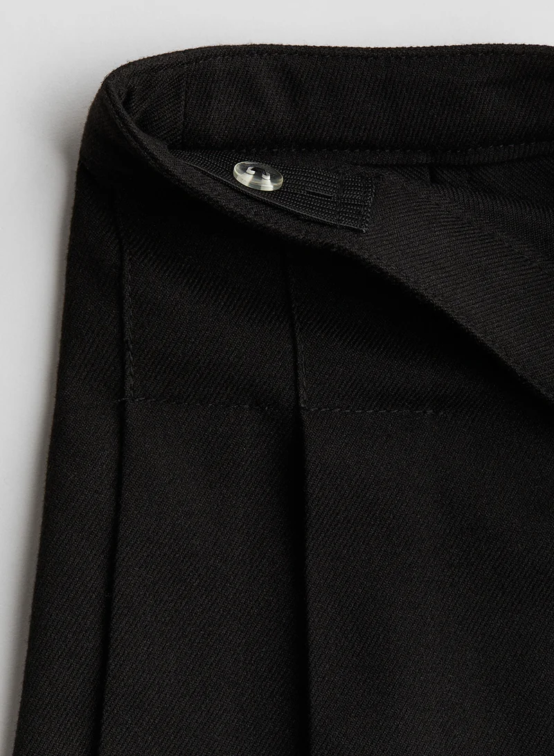 H&M Pleated Skirt
