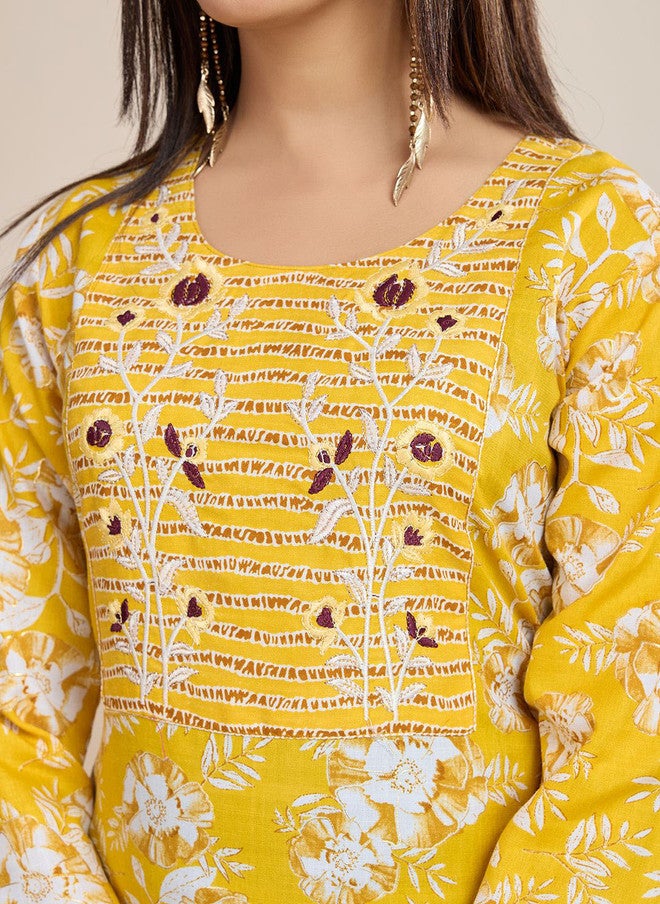 Women Basket Floral Printed Yellow Kurta Set with Trousers and Dupatta for Women - Image 2