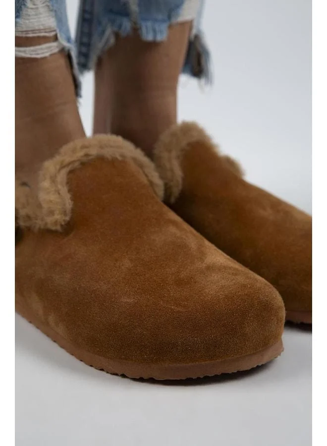 Manijero  Holly Fur Women's Real Leather Belted Buckle Taba-Taba Sandal for Women | Best Price UAE