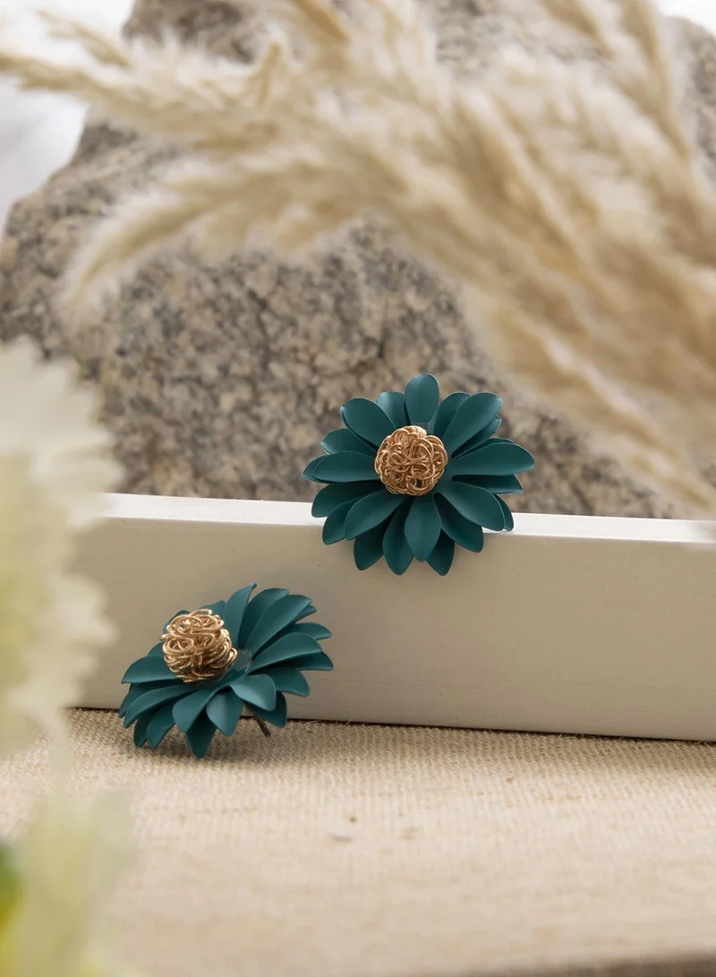 SOHI Casual Stud Earrings