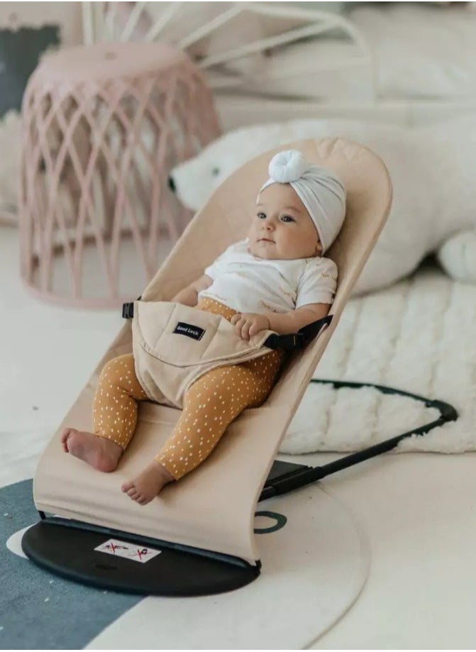 ARNOTEC - Baby Bouncer Seat for Infants 0–18 Months – Portable Rocker with Soothing Vibrations, Mesh & Organic Cotton Fabric, 3 Recline Positions, Removable Toy Bar & Hanging Toys - Image 1