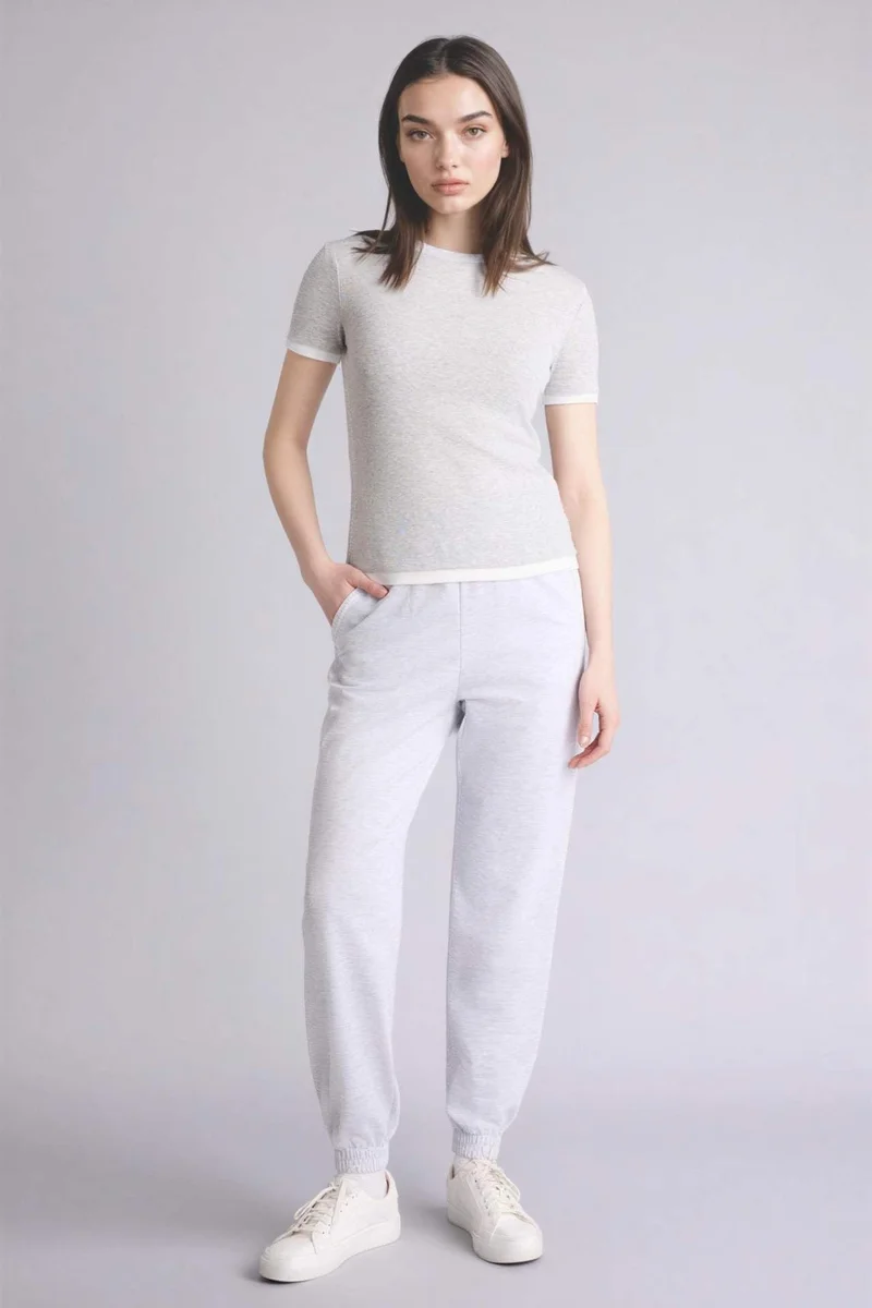 ديفاكتو Slim Fit Crew Neck Ribana Short Sleeve T-Shirt
