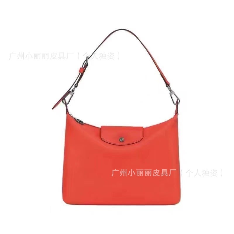 Longchamp Hobo Underarm Bag, Leather Shoulder Bag, Crossbody Bag, Large Capacity Commuter Bag, Simple Commuter Style Crossbody Bag - Image 4