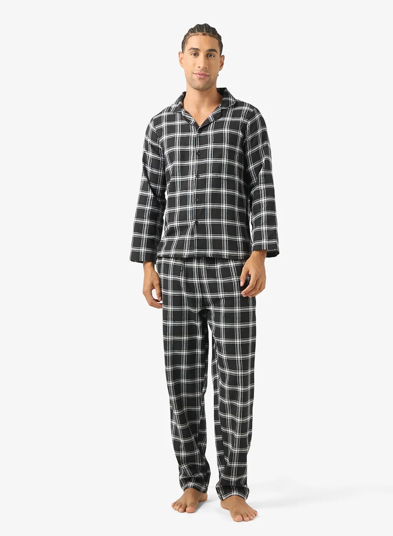 Robert Wood Nightwear Shirt & Pants Set