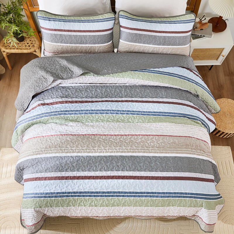 Dintszyayue King Size Quilts Sage Grey, 3 Pieces Boho Striped Bedspread Bedding for King Size Bed, Soft Lightweight Microfiber Bohemian Coverlet Set for All Season Quilts with 2 Pillowcases - Image 3