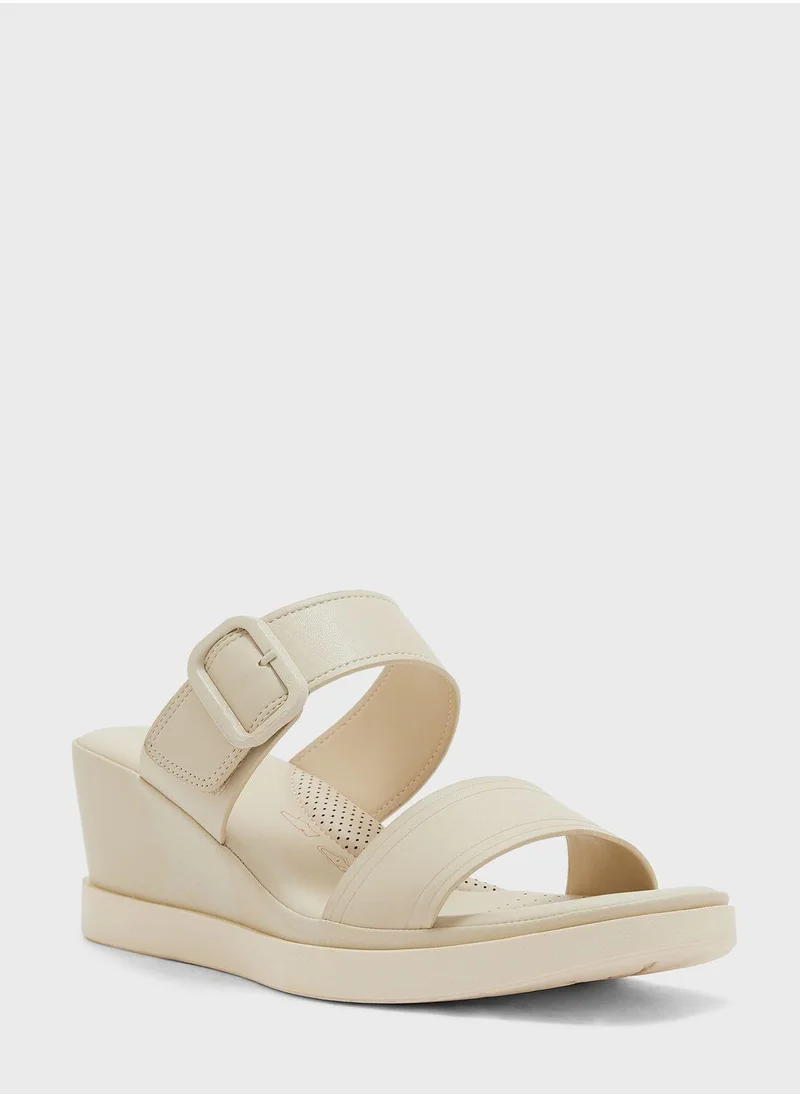 فينتشي Double Strap Wedge Sandals