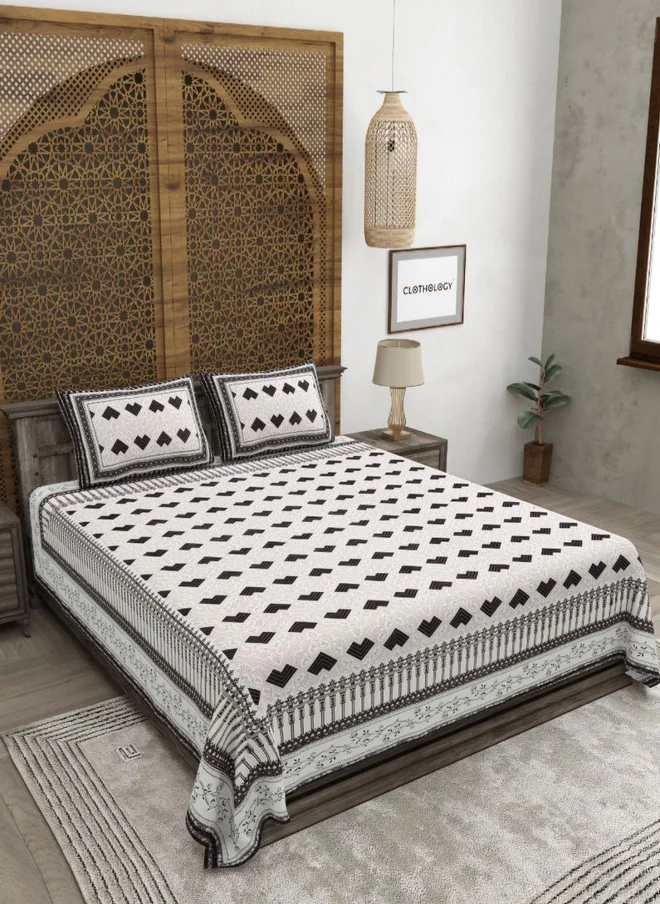 CLOTHOLOGY CLOTHOLOGY Brown Geometric Cotton 180 TC King Size Bedsheet with 2 Pillow Covers