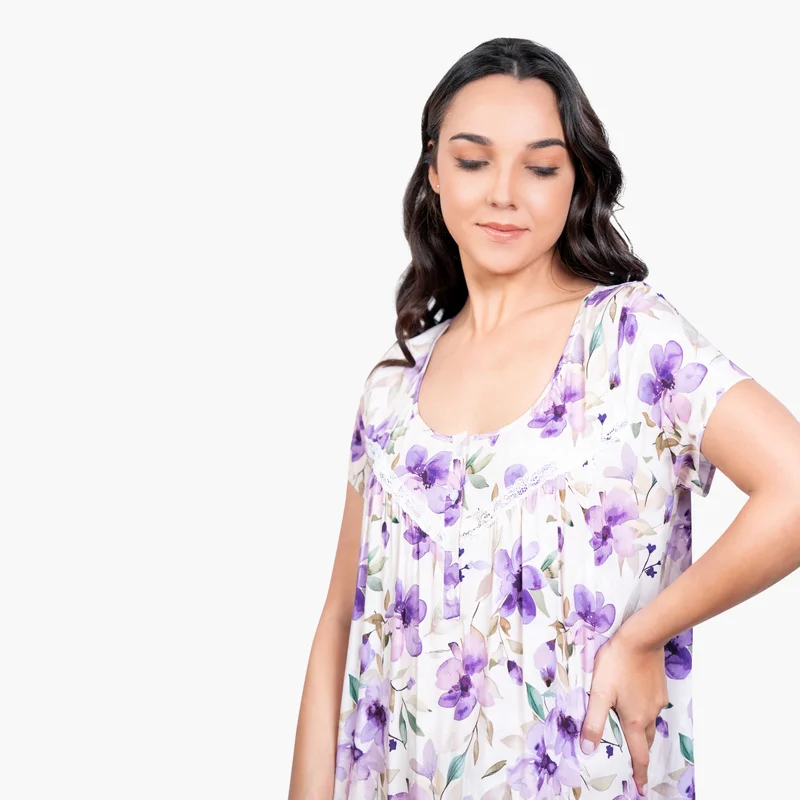 Aadaraya Aadaraya All-Over Floral Print Night Gown