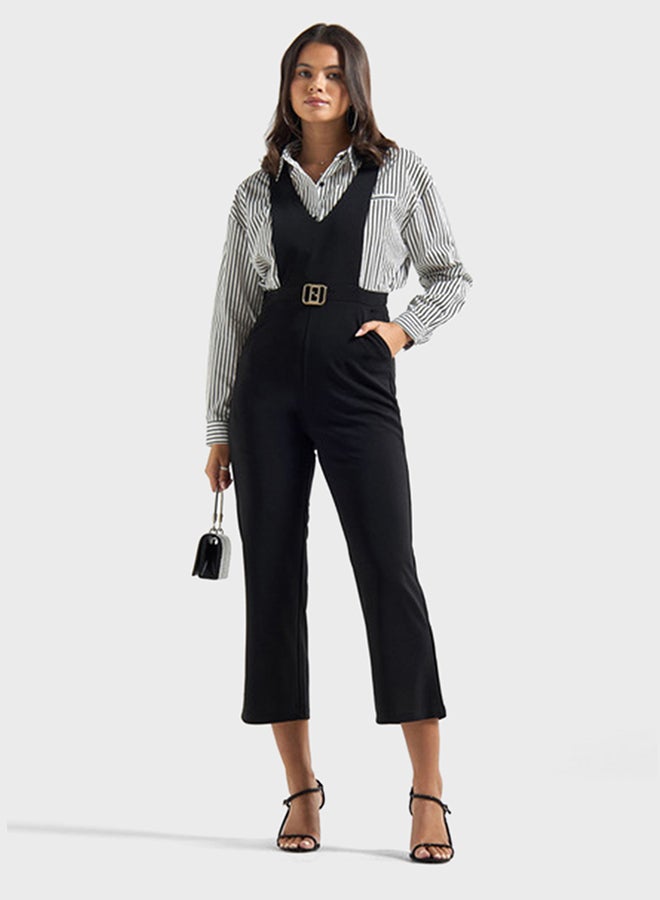 FAV جمبسوت بتفاصيل جيب على شكل حرف V - Image 4